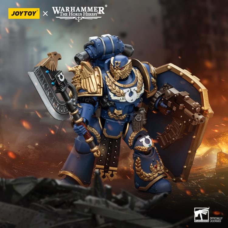 Warhammer The Horus Heresy: Ultramarines: Invictarus Suzerain Squad: Suzerain 4: Action Figure: Joy Toy