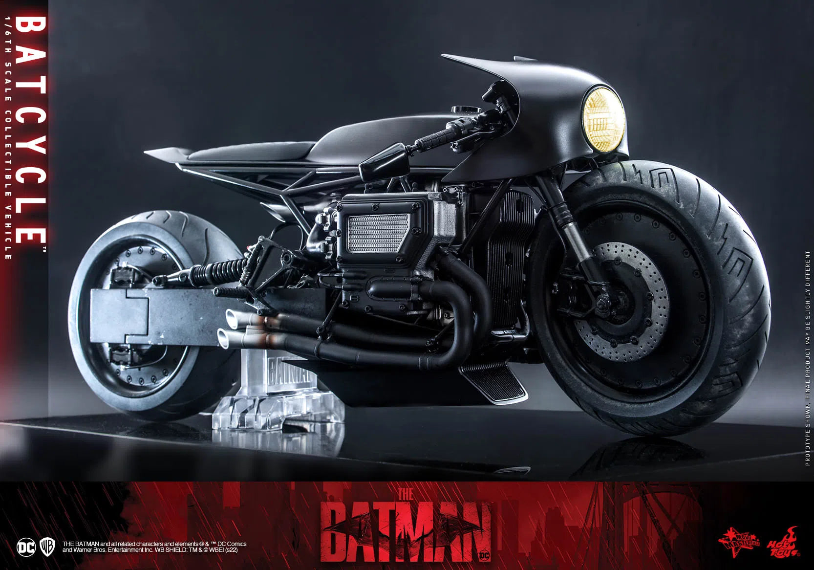 Batcycle: The Batman: DC Comics: MMS642 Hot Toys