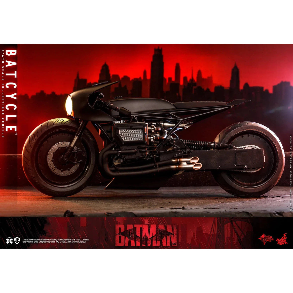 Batcycle: The Batman: DC Comics: MMS642 Hot Toys