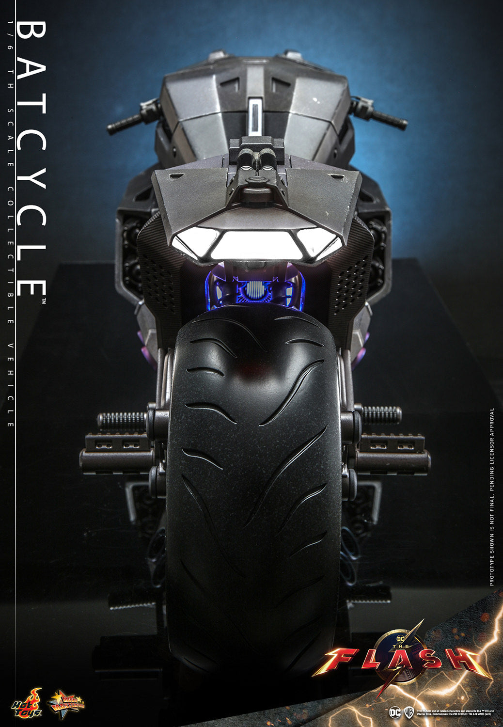 Batman & Batcycle: The Flash: Dc Comics Hot Toys