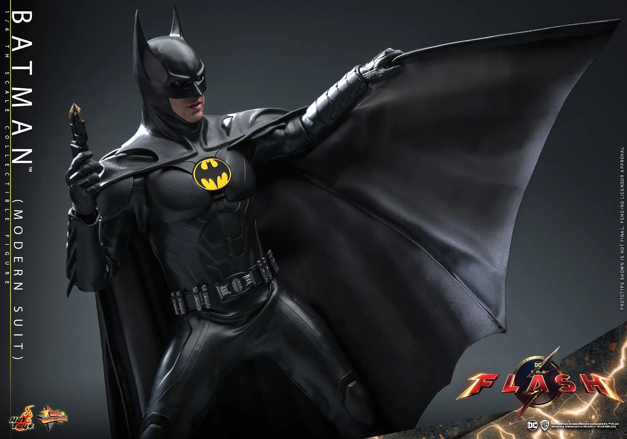 Batman: Modern Suit: The Flash: Dc Comics Hot Toys