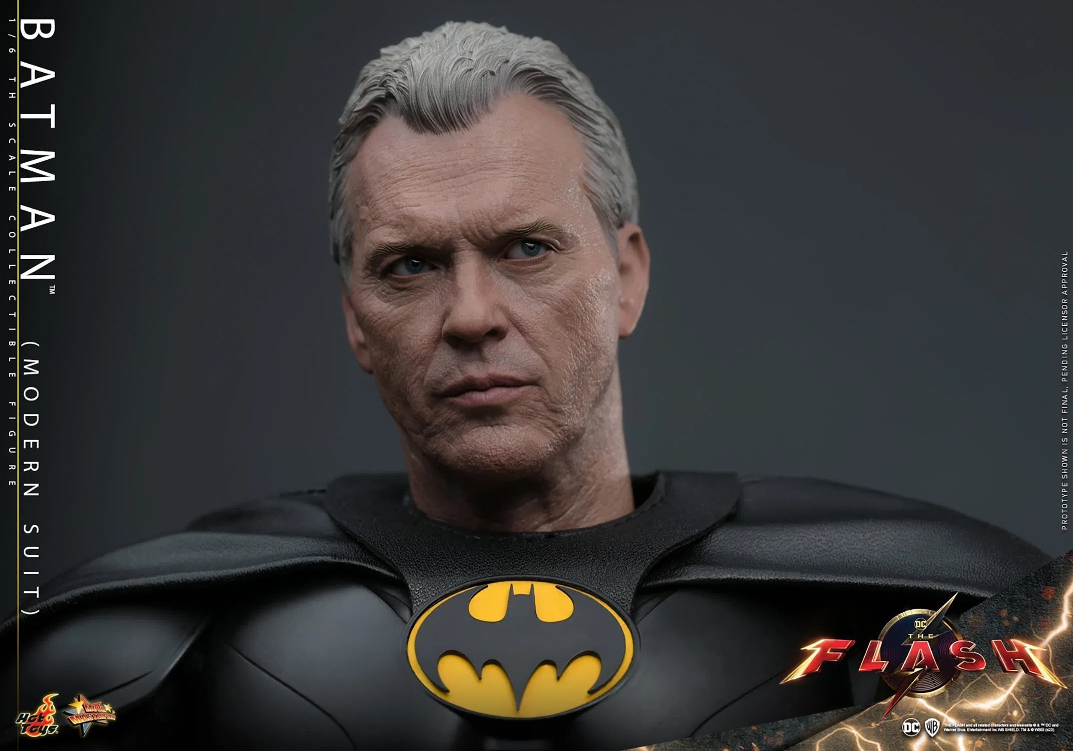 Batman: Modern Suit: The Flash: Dc Comics Hot Toys