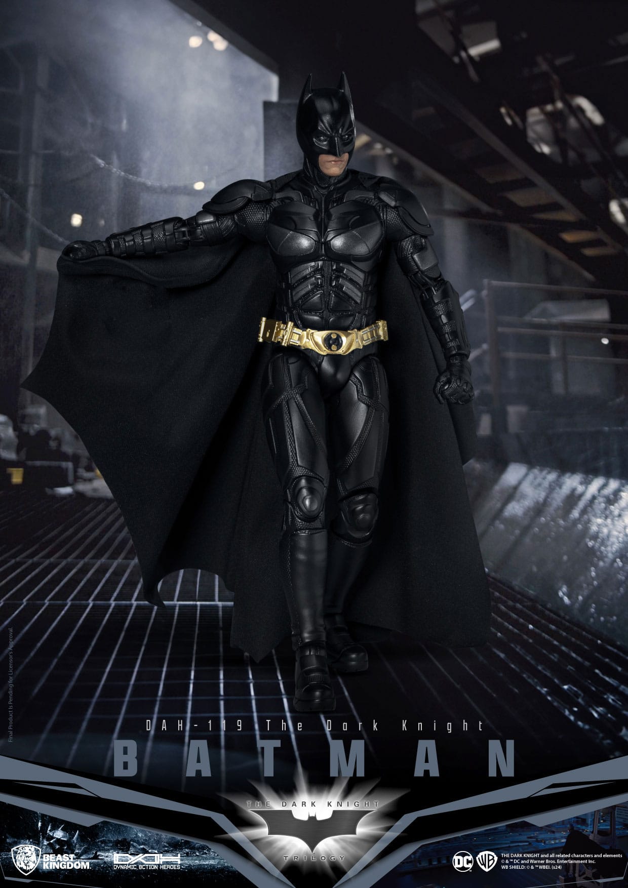 Batman: The Dark Knight: DC Comics Dynamic 8ction Heroes Action Figure: 21cm Beast Kingdom