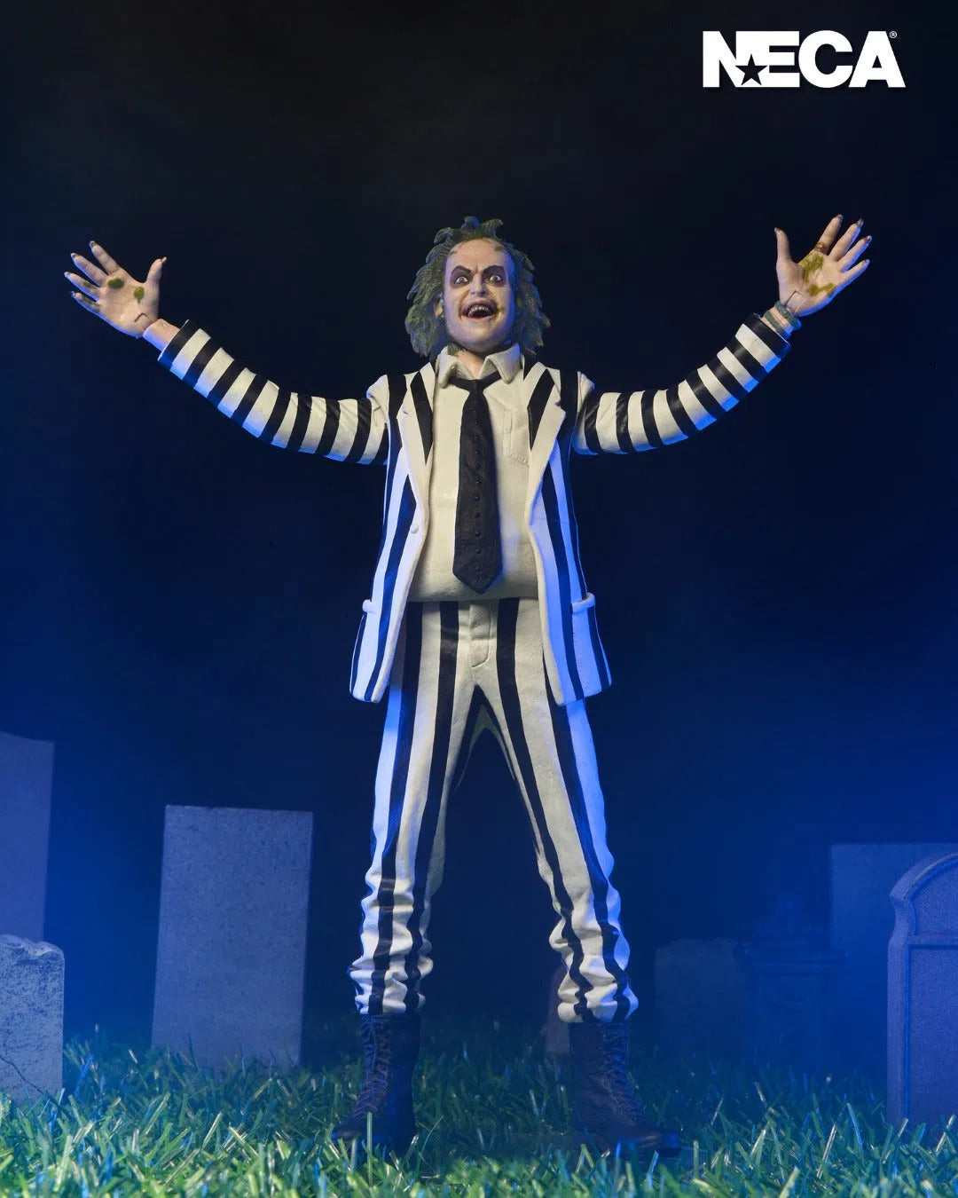 Beetlejuice (1988): Beetlejuice: Black & White Suit: 7 Inch: Action Figure Neca