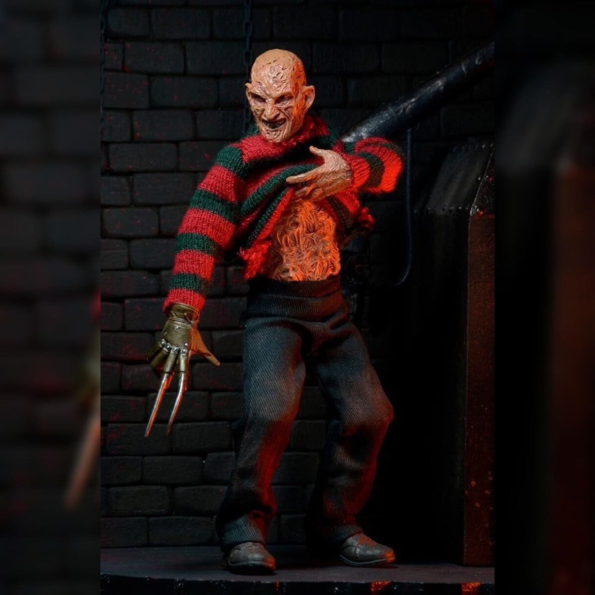 A Nightmare on Elm Street 3: Dream Warriors: Freddy: 8" Clothed Action Figure