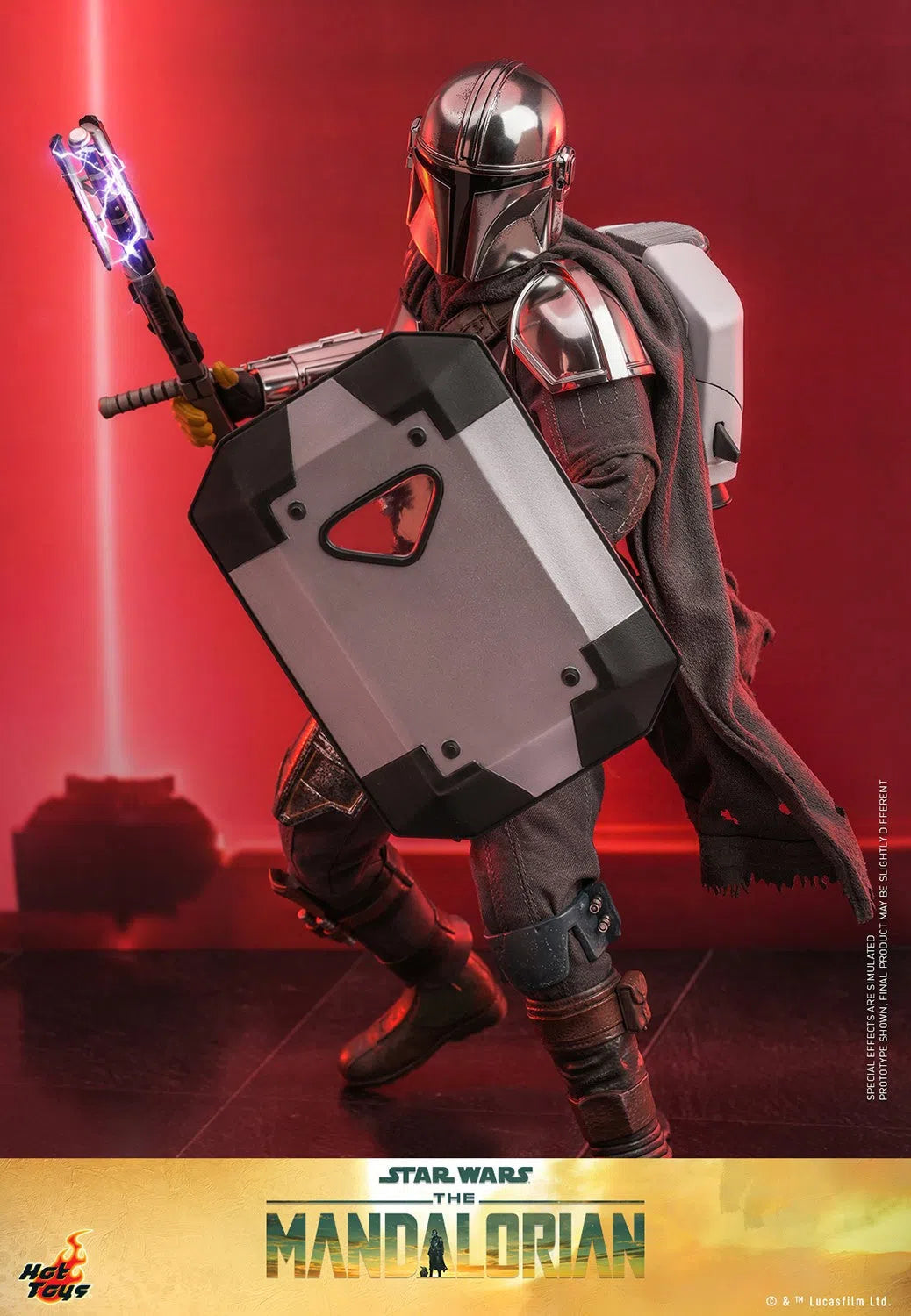 IG-12: With Accessories: Star Wars: The Mandalorian Hot Toys