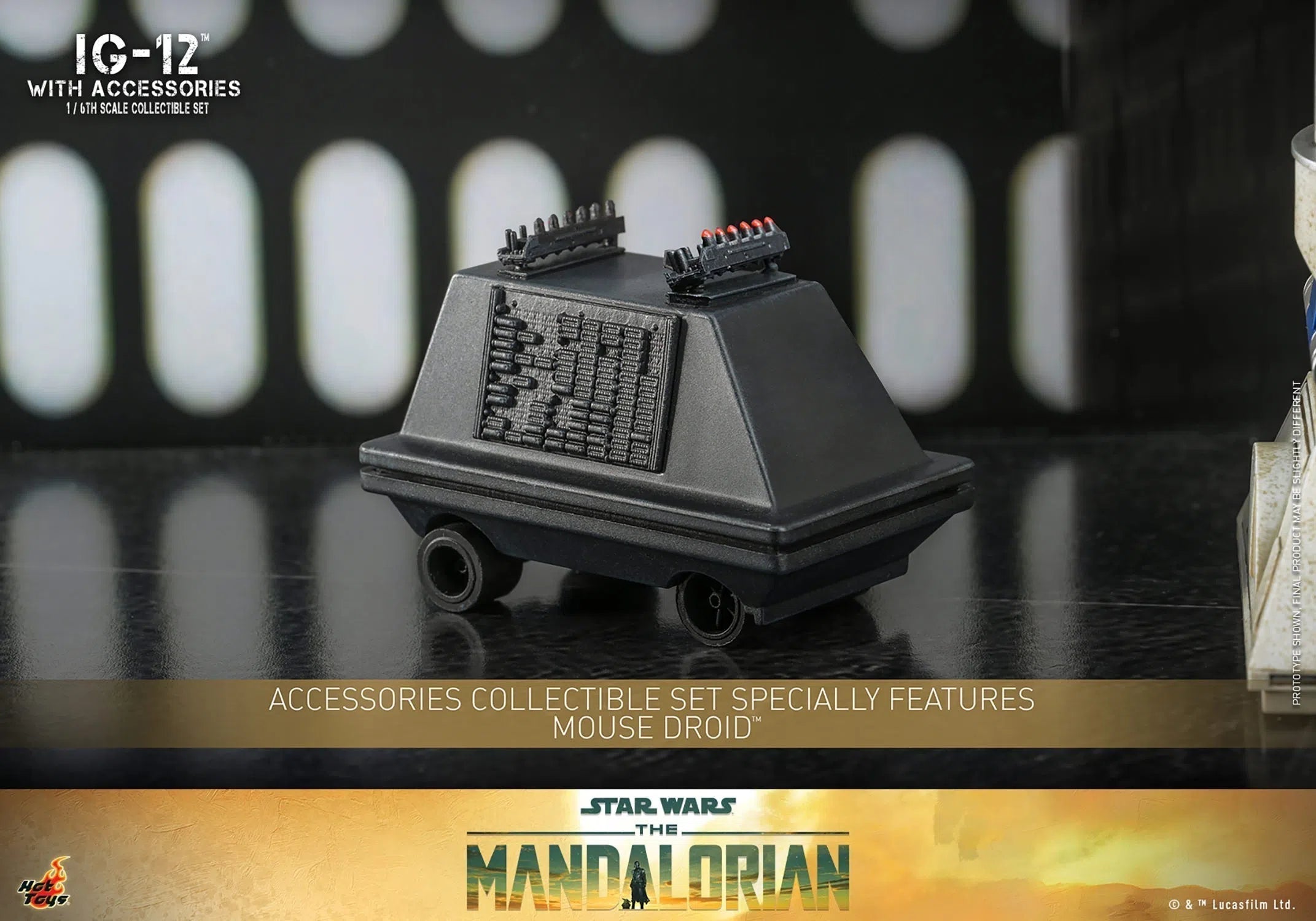 IG-12: With Accessories: Star Wars: The Mandalorian Hot Toys