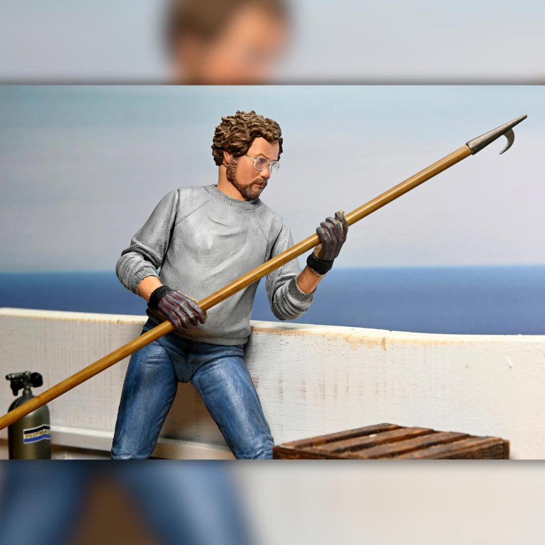 Jaws: Matt Hooper (Amity Arrival): 50th Anniversary: Ultimate 7" Action Figure Neca