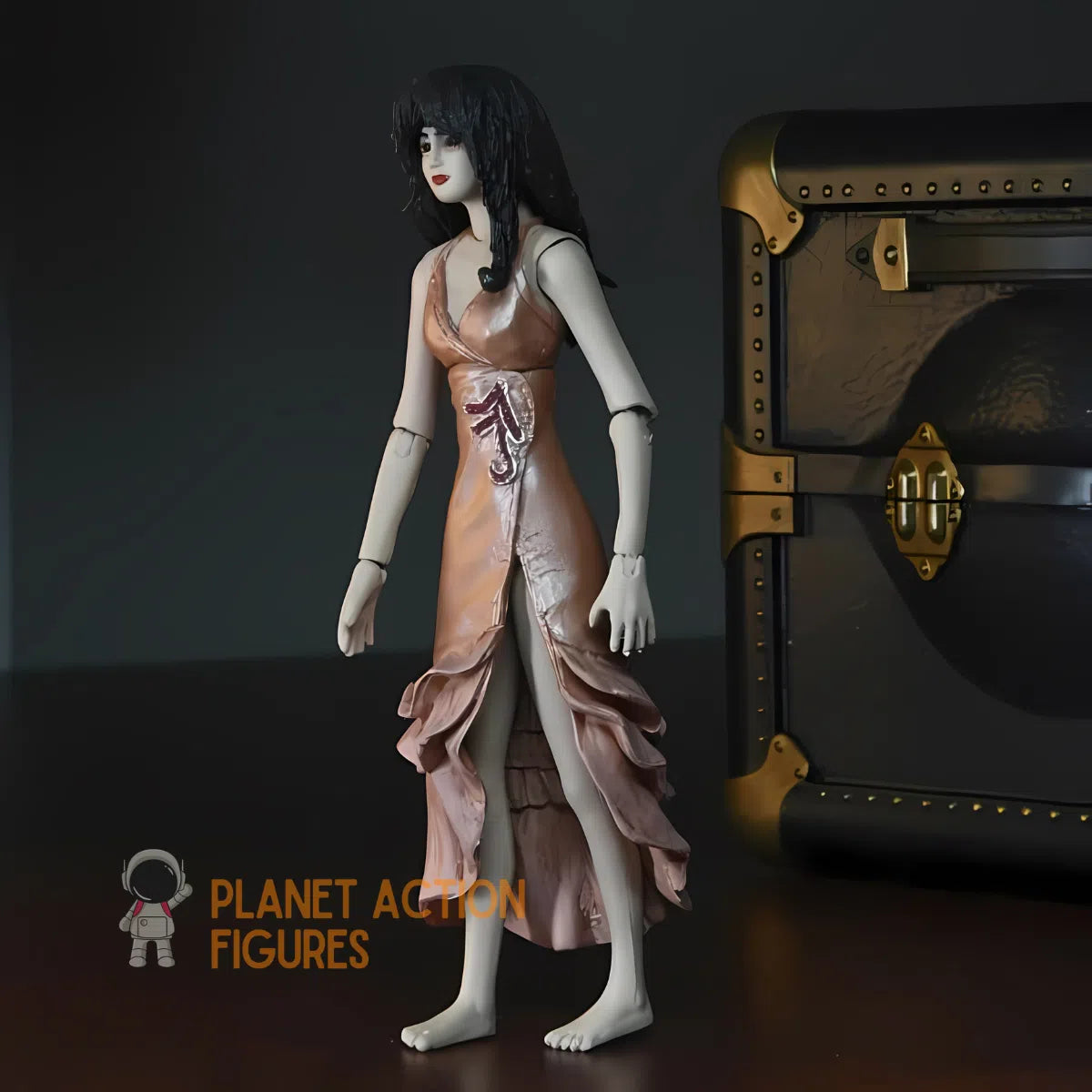 Puppet Master: Toulon's Puppet Case: Leech Woman: 7 Inch Figure: 2 Pack Neca