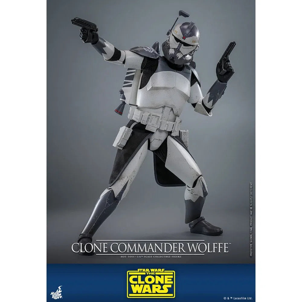 Star Wars: The Clone Wars: Clone Commander Wolffe: 1/6th Scale Action Figure: Hot Toys Hot Toys