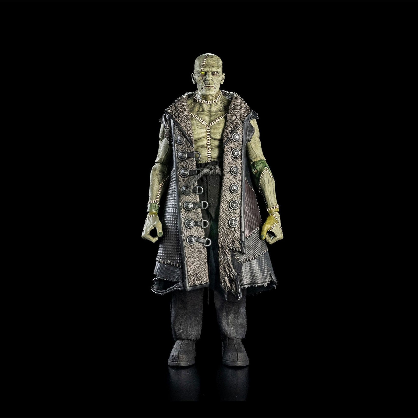 Figura Obscura: Frankenstein's Monster: Action Figure