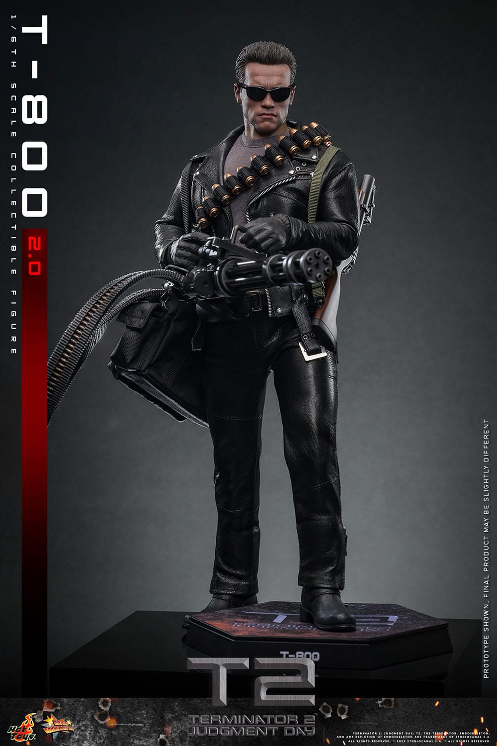 Terminator 2: T-800 Version 2.0: MMS795: 1/6th Scale Action Figure: Hot Toys