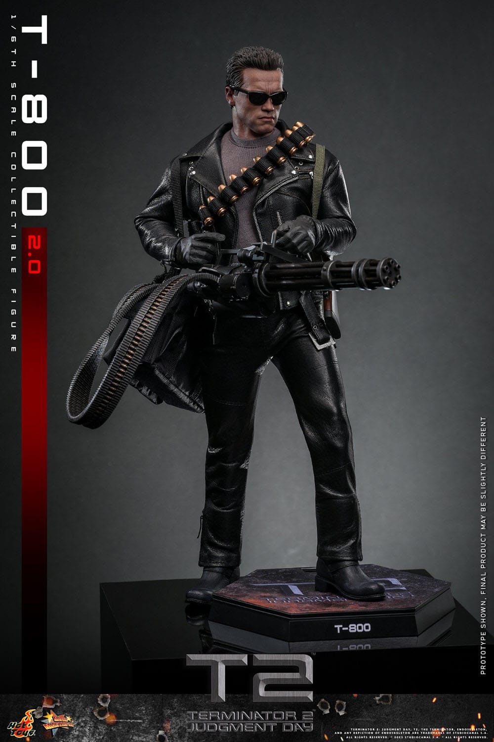 Terminator 2: T-800 Version 2.0: MMS795: 1/6th Scale Action Figure: Hot Toys