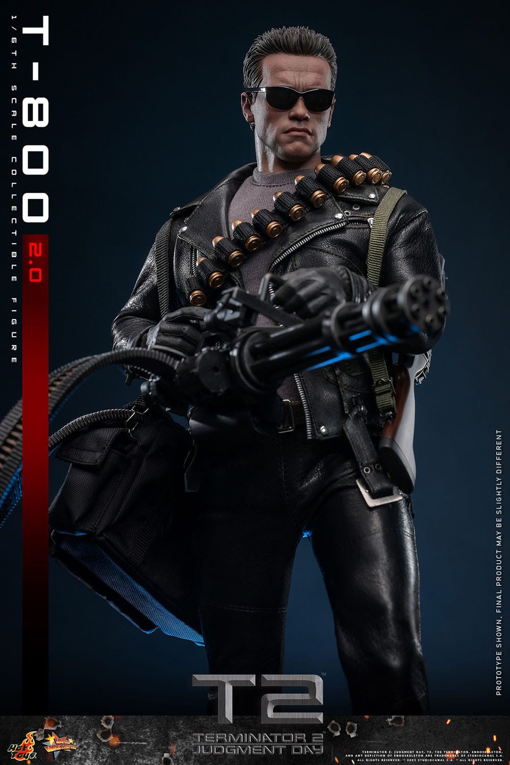 Terminator 2: T-800 Version 2.0: MMS795: 1/6th Scale Action Figure: Hot Toys