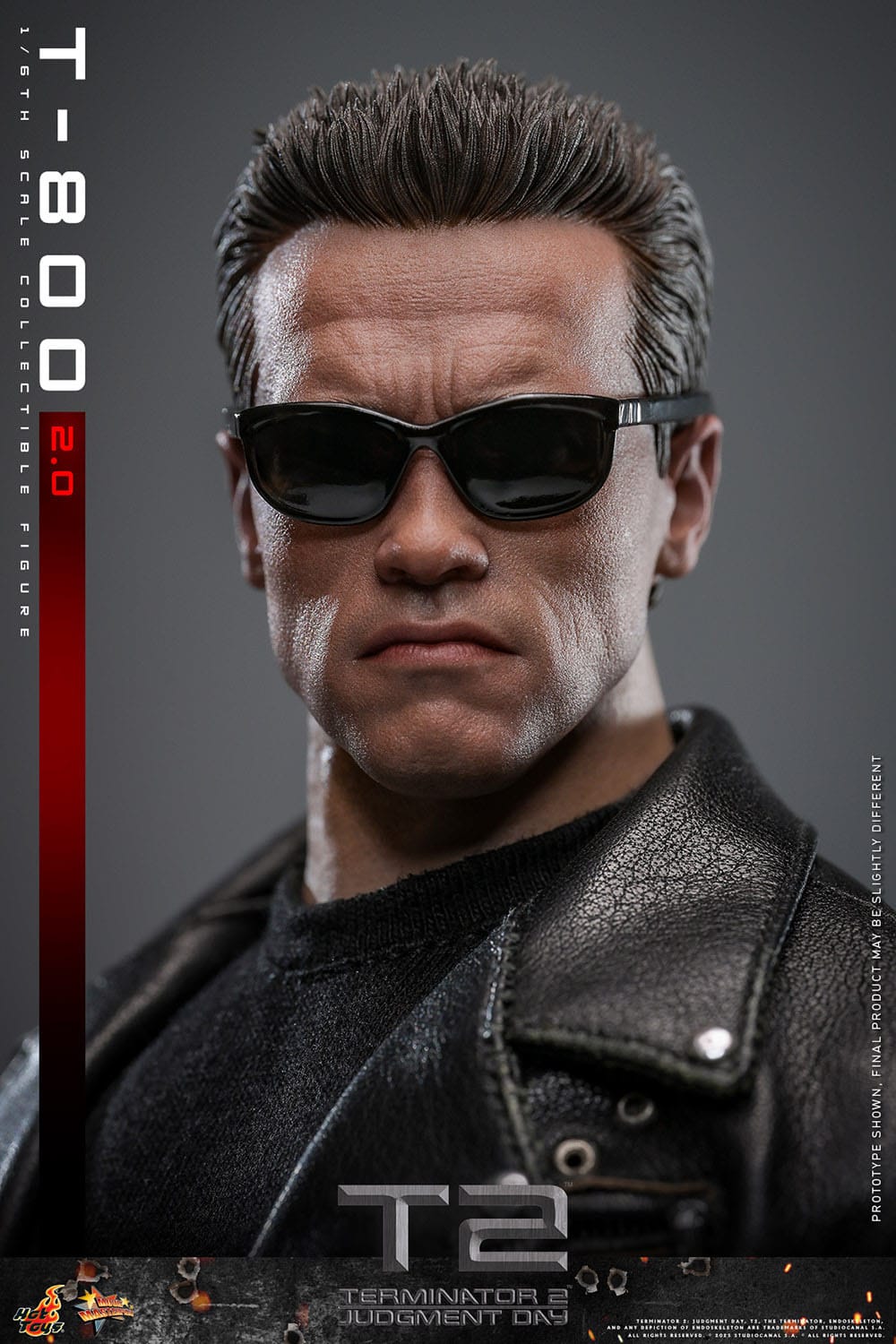 Terminator 2: T-800 Version 2.0: MMS795: 1/6th Scale Action Figure: Hot Toys