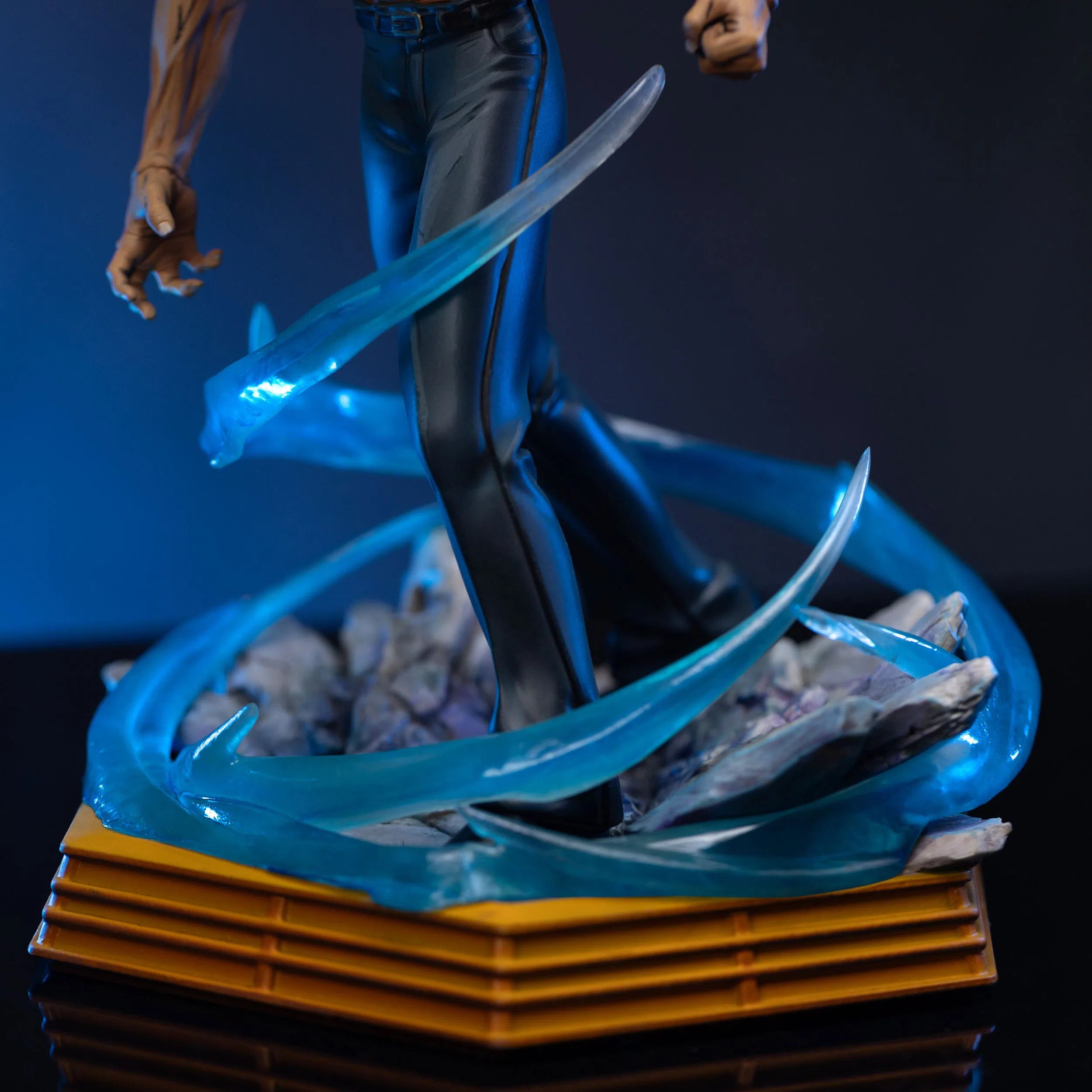 Yu Yu Hakusho: Younger Toguro: 1/10 Art Scale: Limited Edition Statue